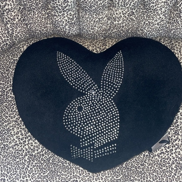Rinstone Playboy Pillow🖤 - Picture 5 of 8